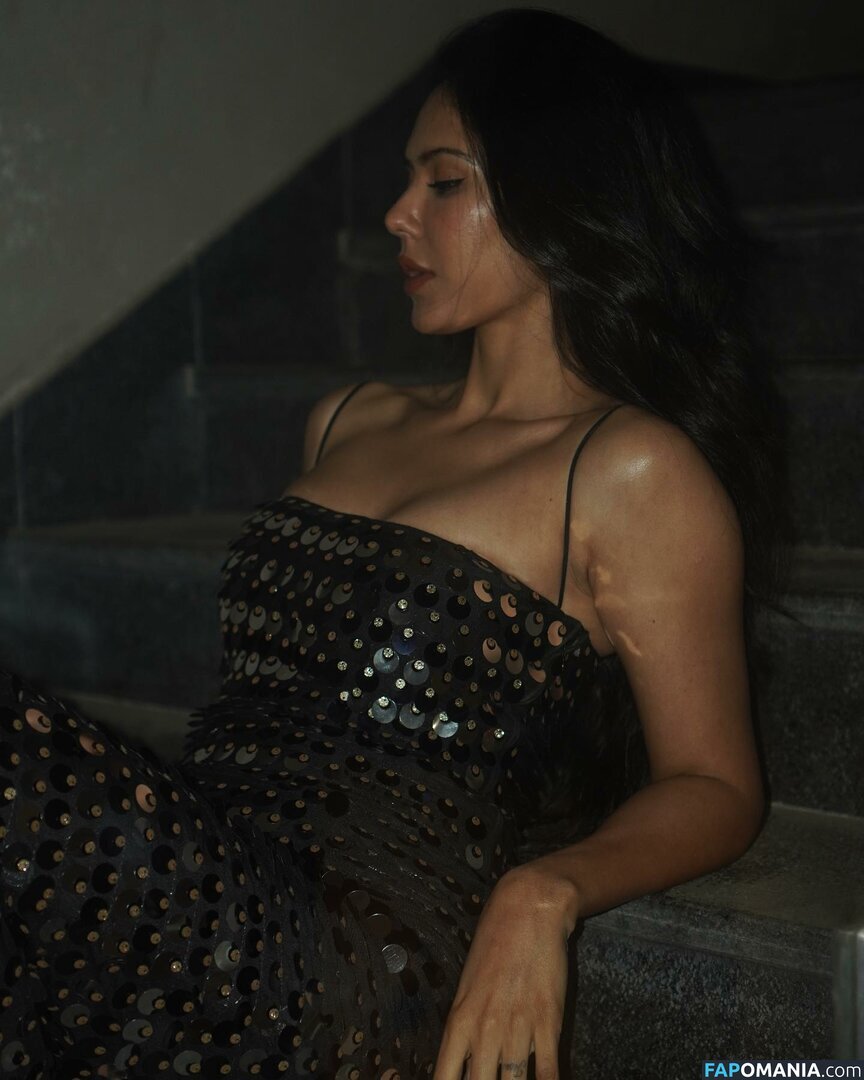 Sonam Bajwa / bajwasonam / sonambajwa Çıplak OnlyFans  Sızdırılmış Fotoğraf #18