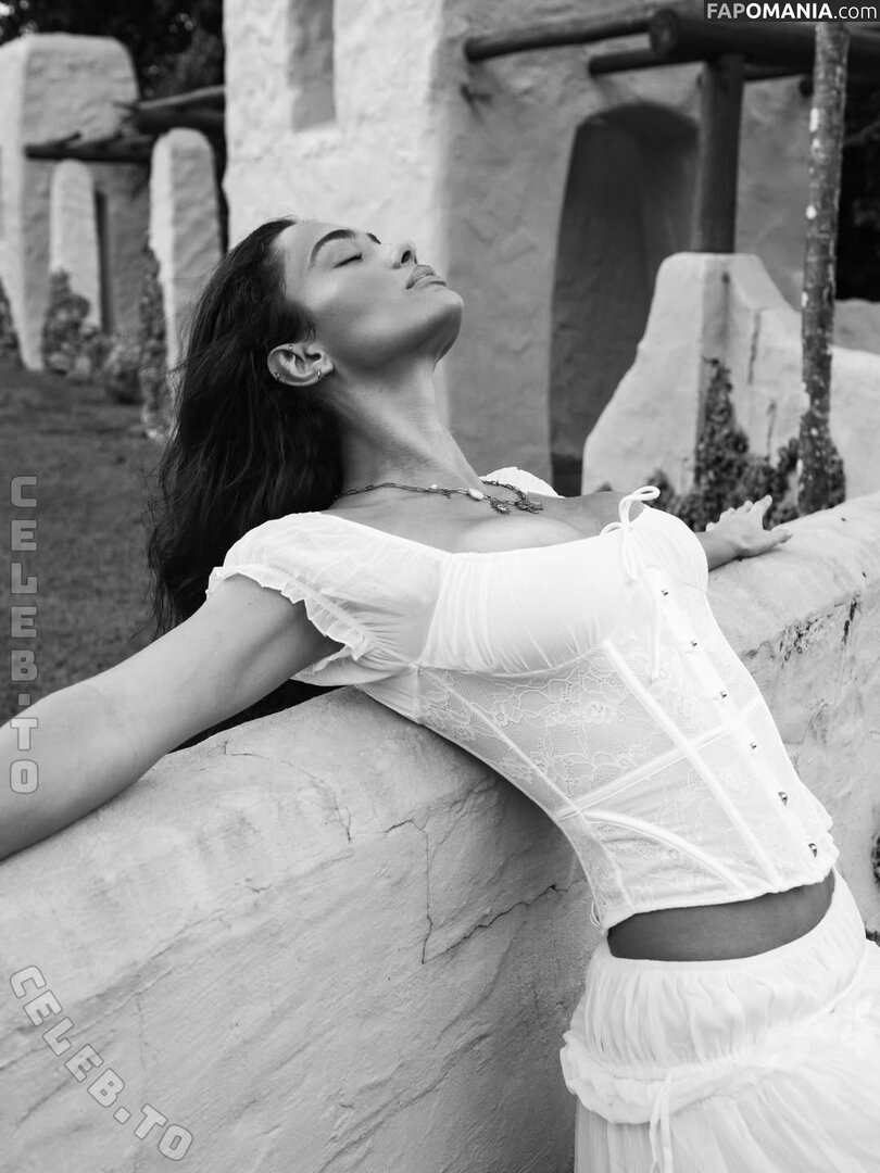 Sophia Chugranis / sophia.chugranis / sophiachugranis Çıplak OnlyFans  Sızdırılmış Fotoğraf #27