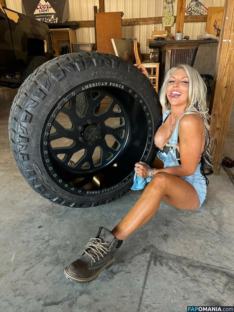 Sophie Swaney / SophieSwaney_Outdoors / realslimsophie5 / sophieswaney Çıplak OnlyFans  Sızdırılmış Fotoğraf #1