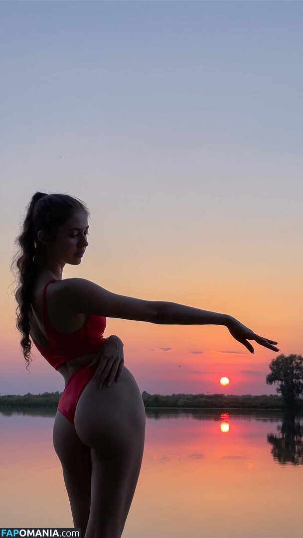 Derwald / Stefania Deriabina / st.efania4105 / xostefania Çıplak OnlyFans  Sızdırılmış Fotoğraf #162