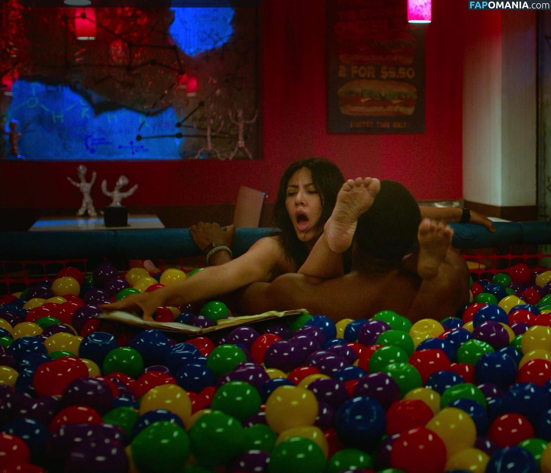 Rosa Diaz Brooklyn Nine-Nine / Stephanie Beatriz / stephaniebeatriz Çıplak OnlyFans  Sızdırılmış Fotoğraf #85