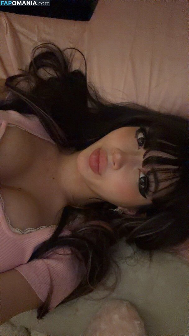 beanluvr13 / strawbari.zz / strawbarie / strawbarizz Çıplak OnlyFans  Sızdırılmış Fotoğraf #2