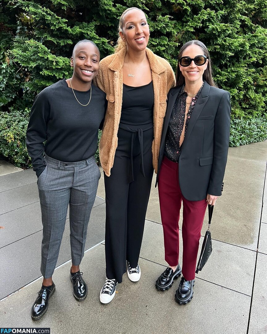 Sue Bird / WNBA Player / https: / s10bird / sbird10 Çıplak OnlyFans  Sızdırılmış Fotoğraf #1