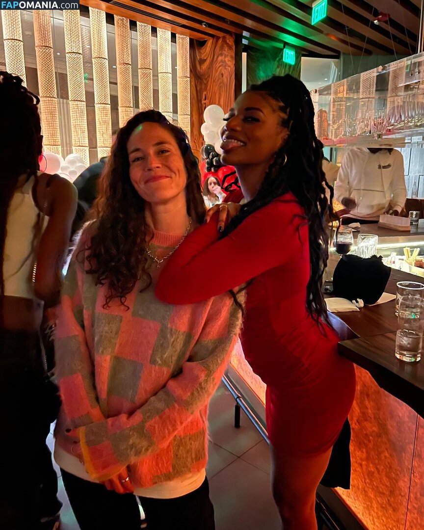 Sue Bird / WNBA Player / https: / s10bird / sbird10 Çıplak OnlyFans  Sızdırılmış Fotoğraf #6