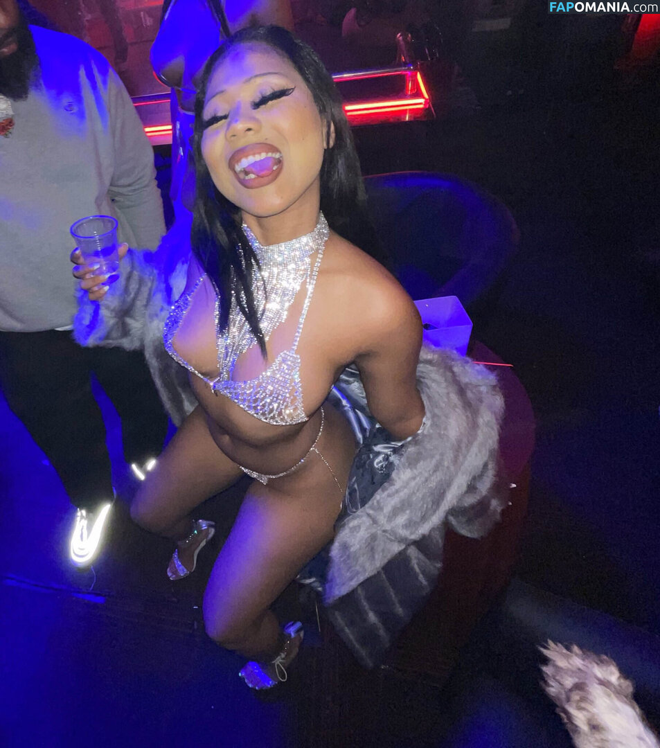 SUKIIBABY / Sukibaby / singsukibaby Çıplak OnlyFans  Sızdırılmış Fotoğraf #34