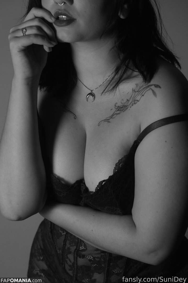SuniDey / sunidey_ Çıplak OnlyFans  Sızdırılmış Fotoğraf #276