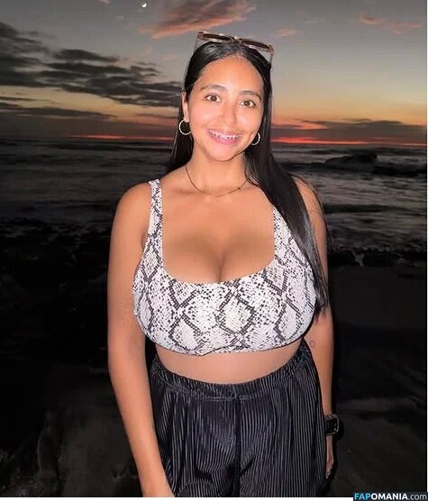 Susana Berrocal / s_bcal / yolaberrocal Çıplak OnlyFans  Sızdırılmış Fotoğraf #4