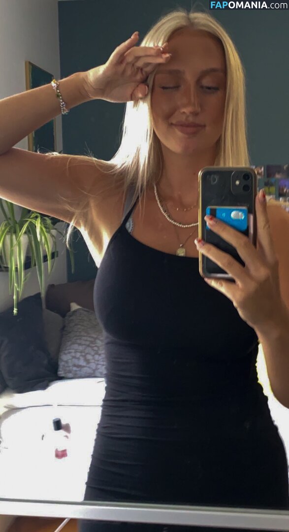 Swedish Girls / alexandratsolakidis / beautifulgirlsofsweden Çıplak OnlyFans  Sızdırılmış Fotoğraf #3