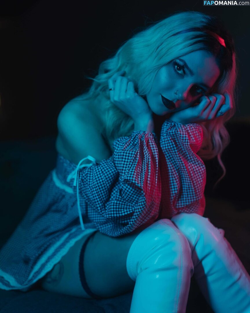 Sweetdistortion / sasha_simple Çıplak OnlyFans  Sızdırılmış Fotoğraf #3