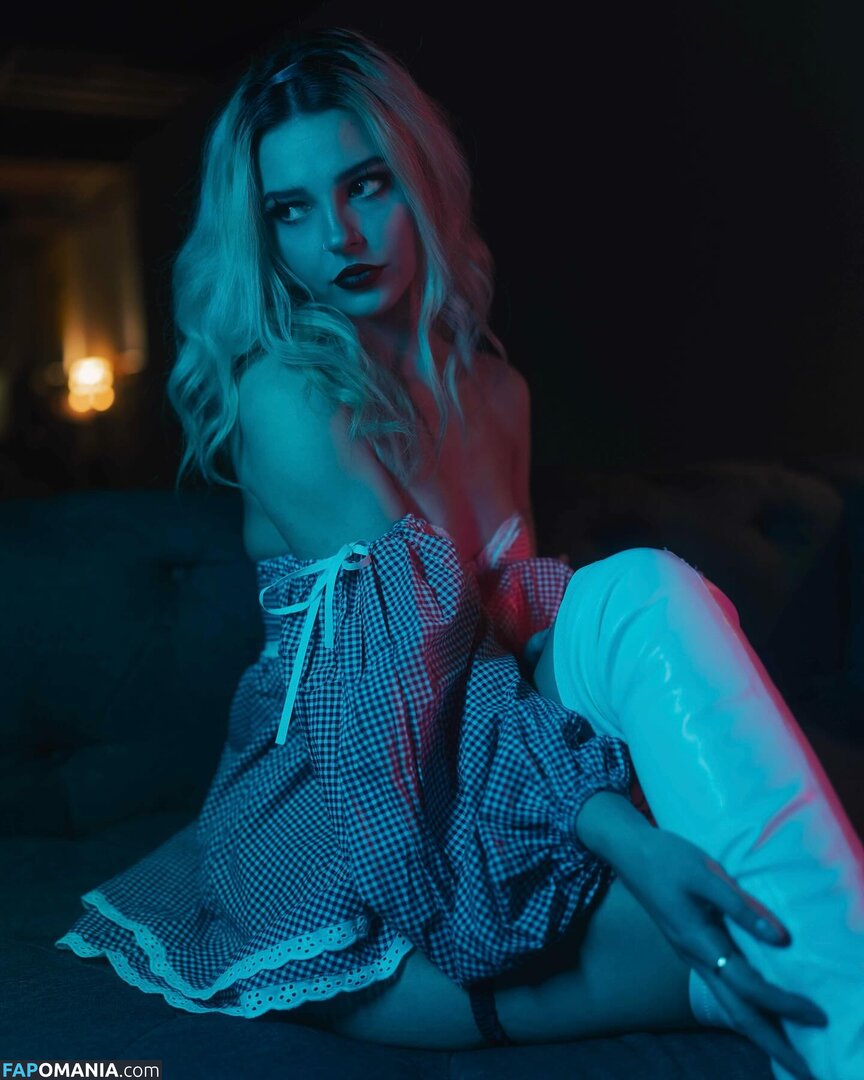 Sweetdistortion / sasha_simple Çıplak OnlyFans  Sızdırılmış Fotoğraf #10