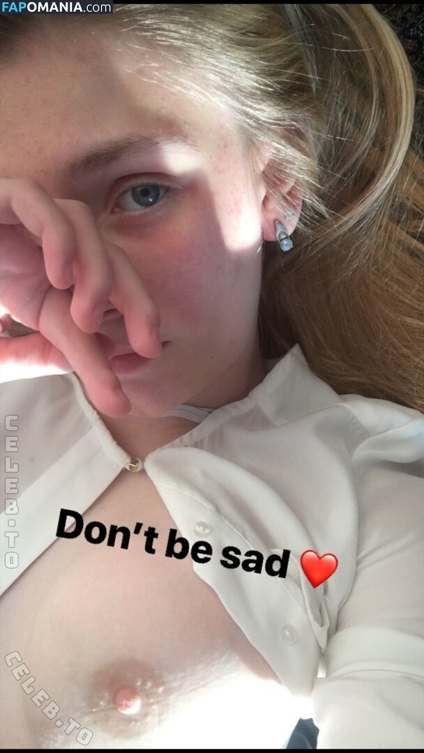 Sweetiebelle / aprikosin3 / superbanka / valerycat Çıplak OnlyFans  Sızdırılmış Fotoğraf #1
