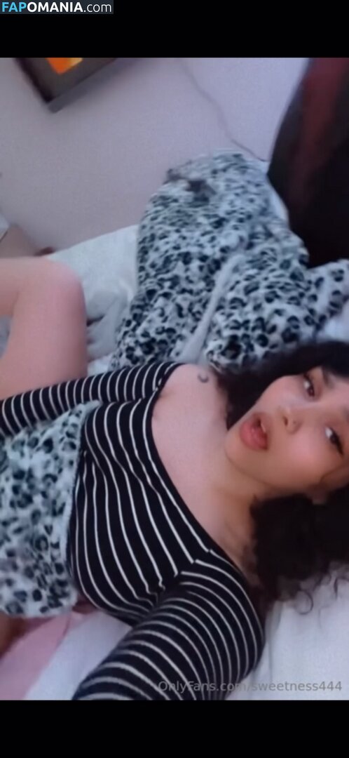 Sweetness444 / selenamacc Çıplak OnlyFans  Sızdırılmış Fotoğraf #1