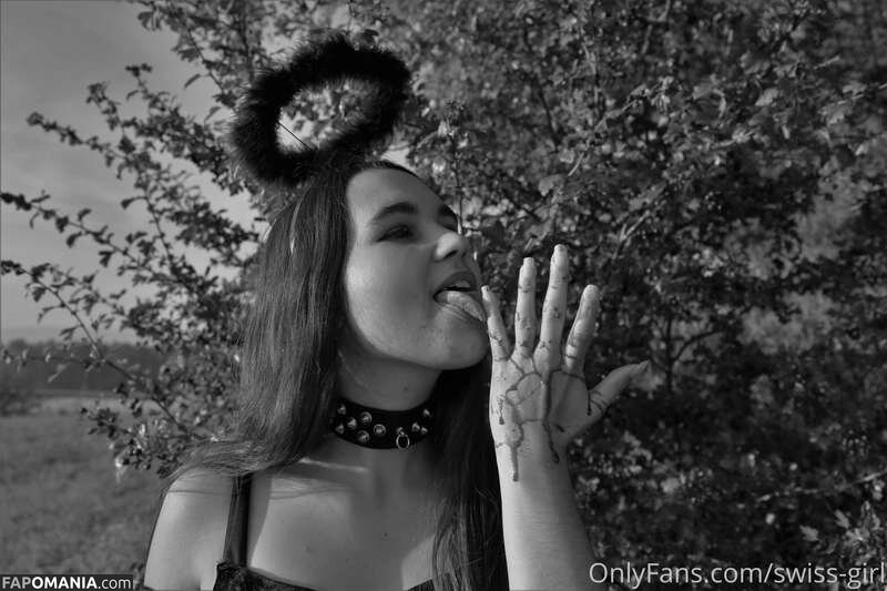 Swiss-Girl / https: / swiss-girl-vip / swissgirlvanessa Çıplak OnlyFans  Sızdırılmış Fotoğraf #20