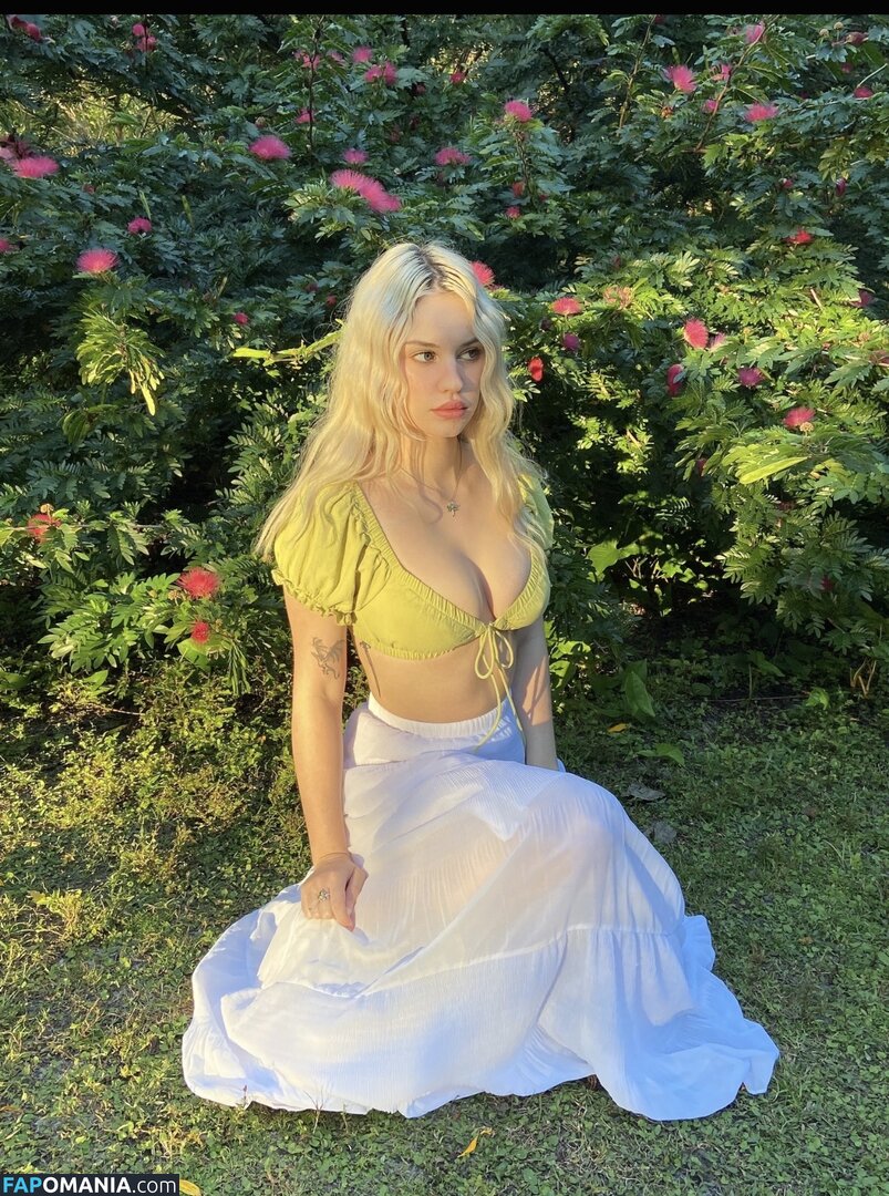 SWORDGIRLFREND / https: Çıplak OnlyFans  Sızdırılmış Fotoğraf #3