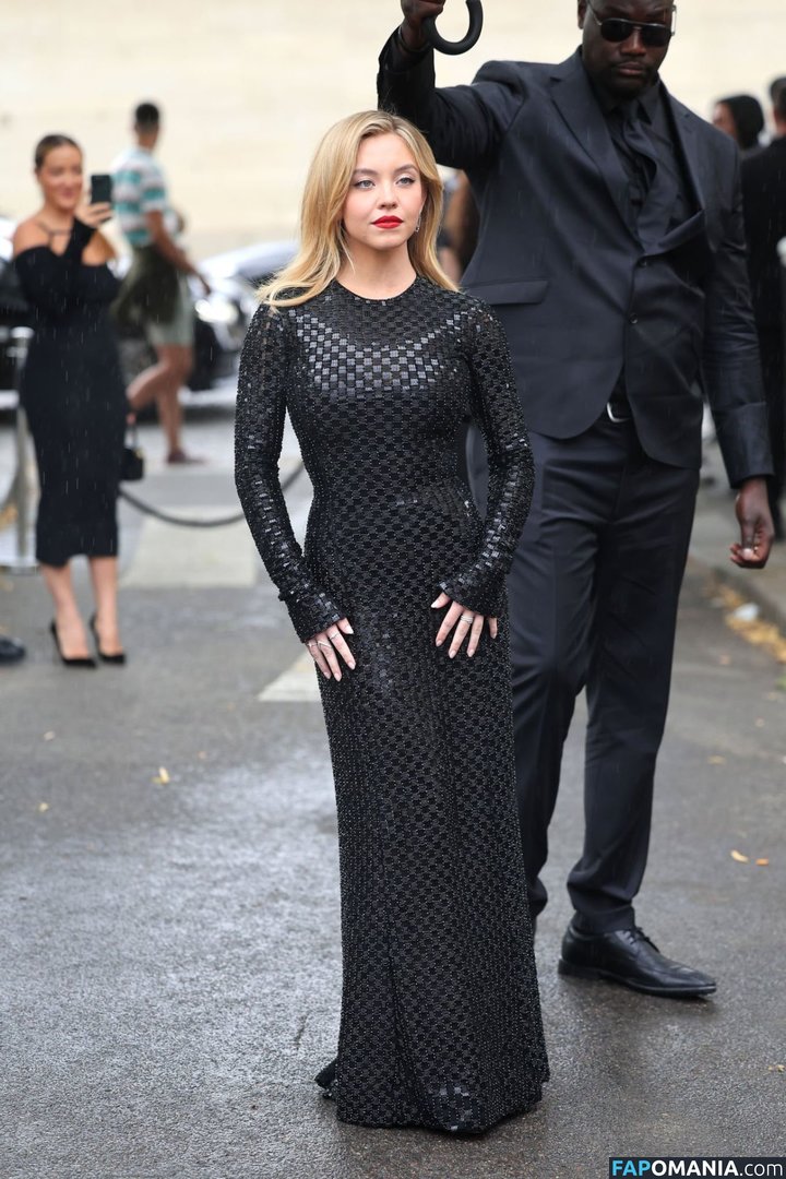 Sydney Sweeney Çıplak Sızdırılmış Fotoğraf #174