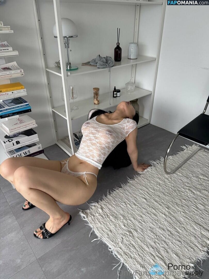 Sylvia Choi Çıplak OnlyFans  Sızdırılmış Fotoğraf #3