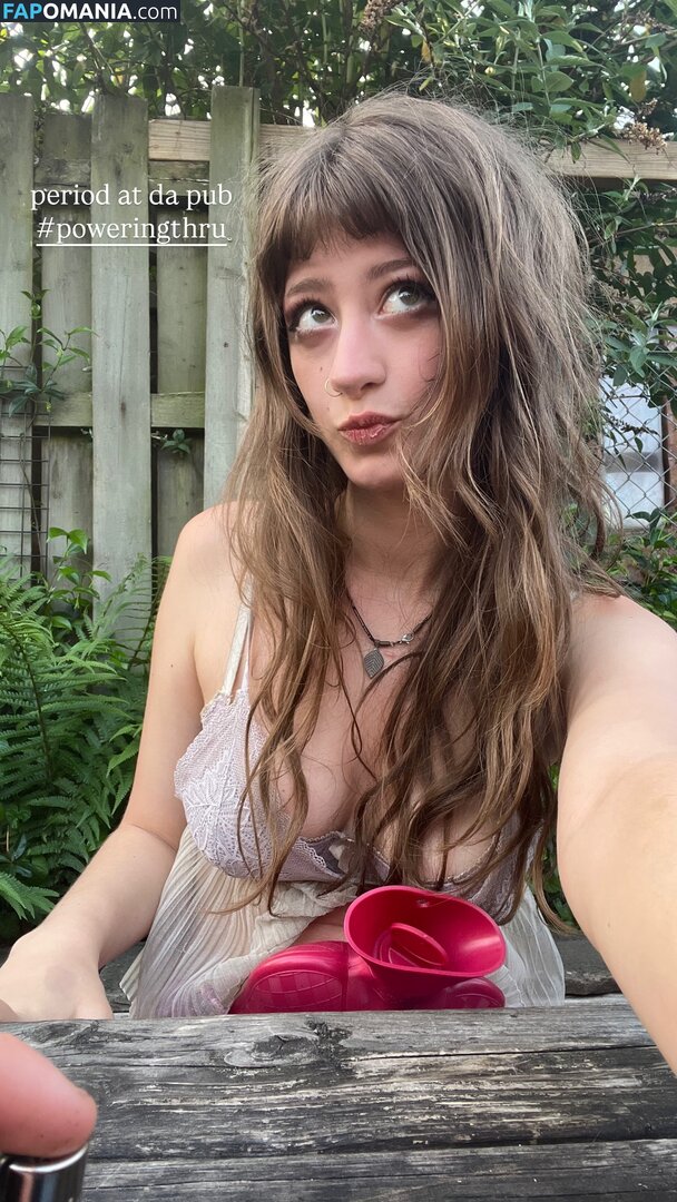 sylvaella23 / syvaella23 Çıplak OnlyFans  Sızdırılmış Fotoğraf #1