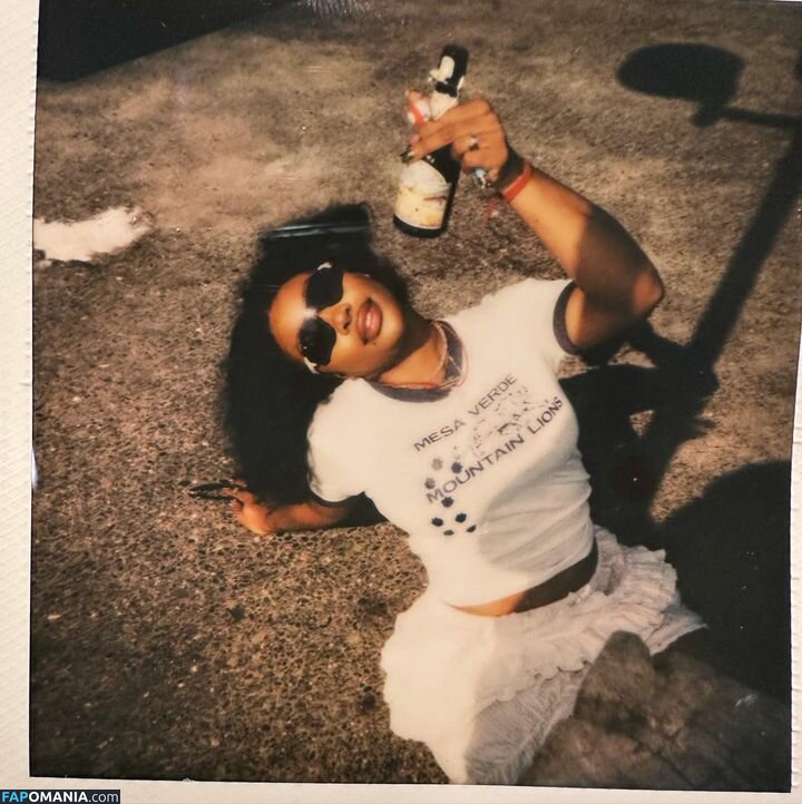 SZA / Solana Rowe / thejad3x Çıplak OnlyFans  Sızdırılmış Fotoğraf #8