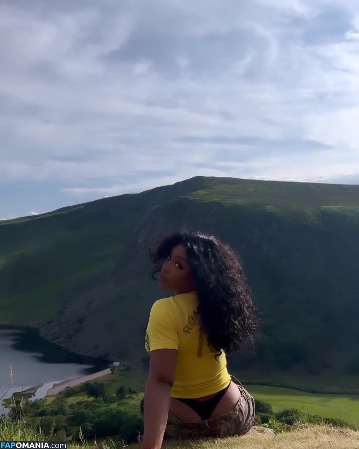 SZA / Solana Rowe / thejad3x Çıplak OnlyFans  Sızdırılmış Fotoğraf #23