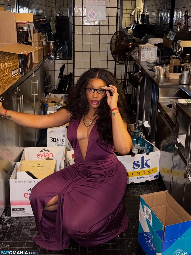 SZA / Solana Rowe / thejad3x Çıplak OnlyFans  Sızdırılmış Fotoğraf #233