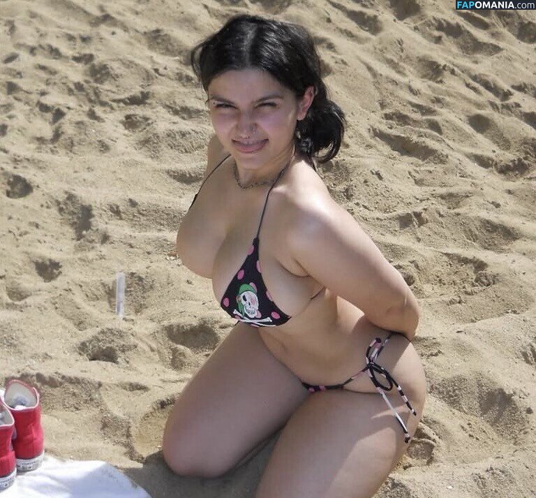 Taintcait Caitcelaj / caitcelaj Çıplak OnlyFans  Sızdırılmış Fotoğraf #1