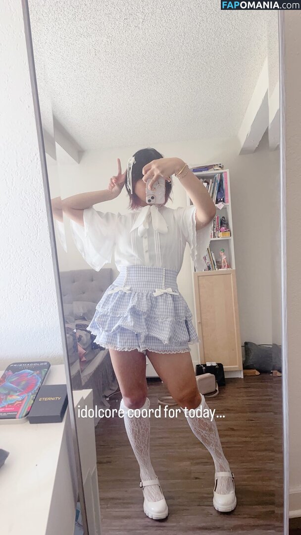 Reina / reina.xo / tarantunya / yousoromi Çıplak OnlyFans  Sızdırılmış Fotoğraf #12