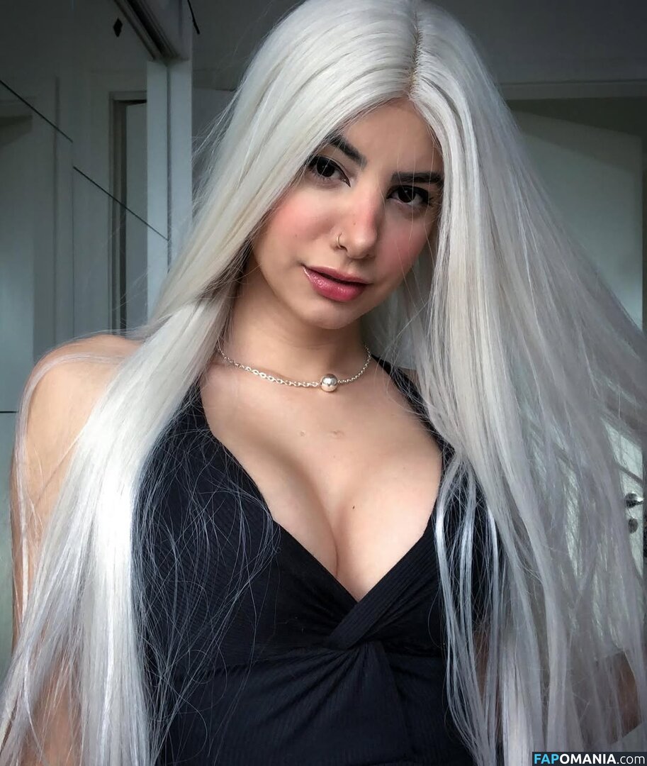 Carol Oliveira / Tawna / tawnaa_ Çıplak OnlyFans  Sızdırılmış Fotoğraf #2