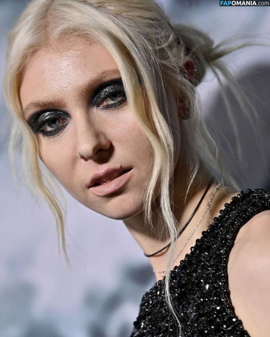 Taylor Momsen / aryelsoul / taylormomsen Çıplak OnlyFans  Sızdırılmış Fotoğraf #709