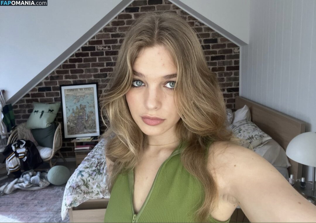 Teagan Croft / teagancroft Çıplak OnlyFans  Sızdırılmış Fotoğraf #4