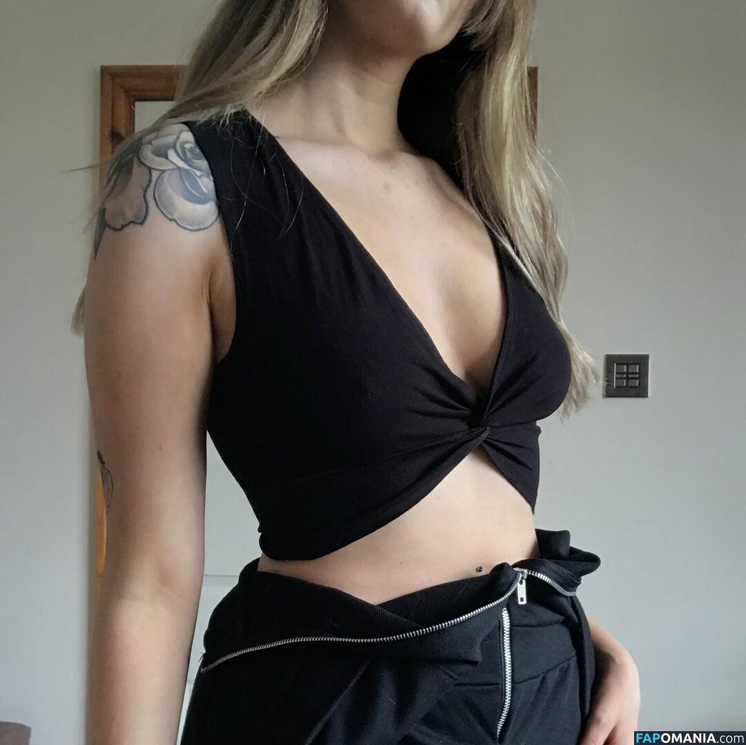 cl0ut / th0tb0t Çıplak OnlyFans  Sızdırılmış Fotoğraf #17