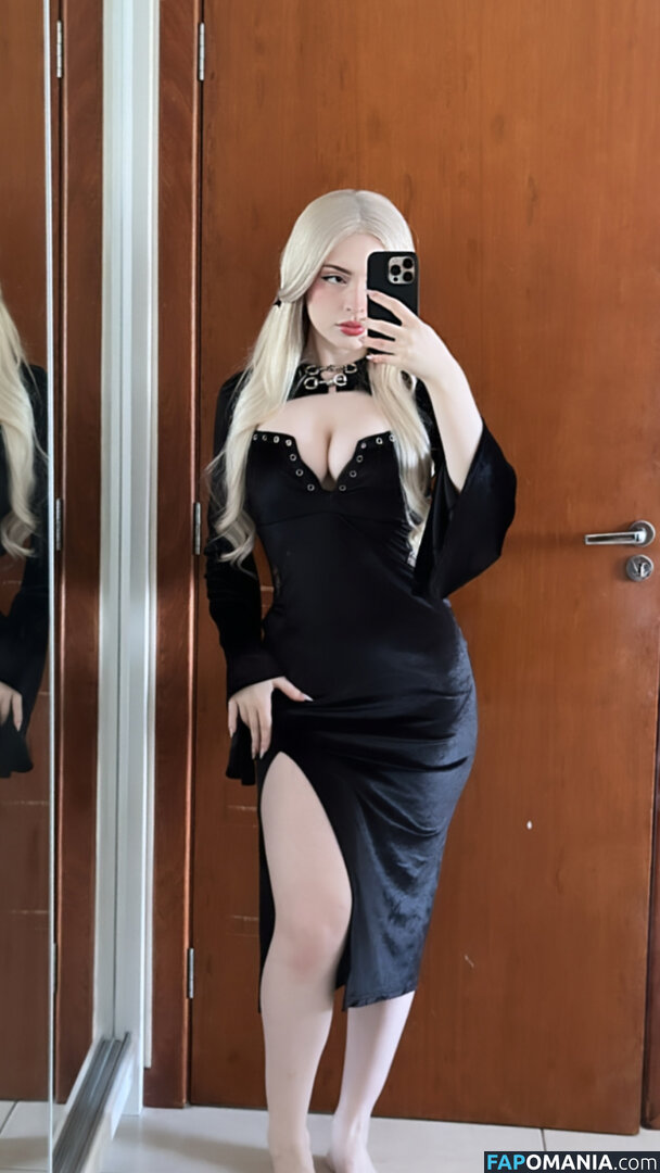 Thayse Kloppel / thaysekloppel Çıplak OnlyFans  Sızdırılmış Fotoğraf #31