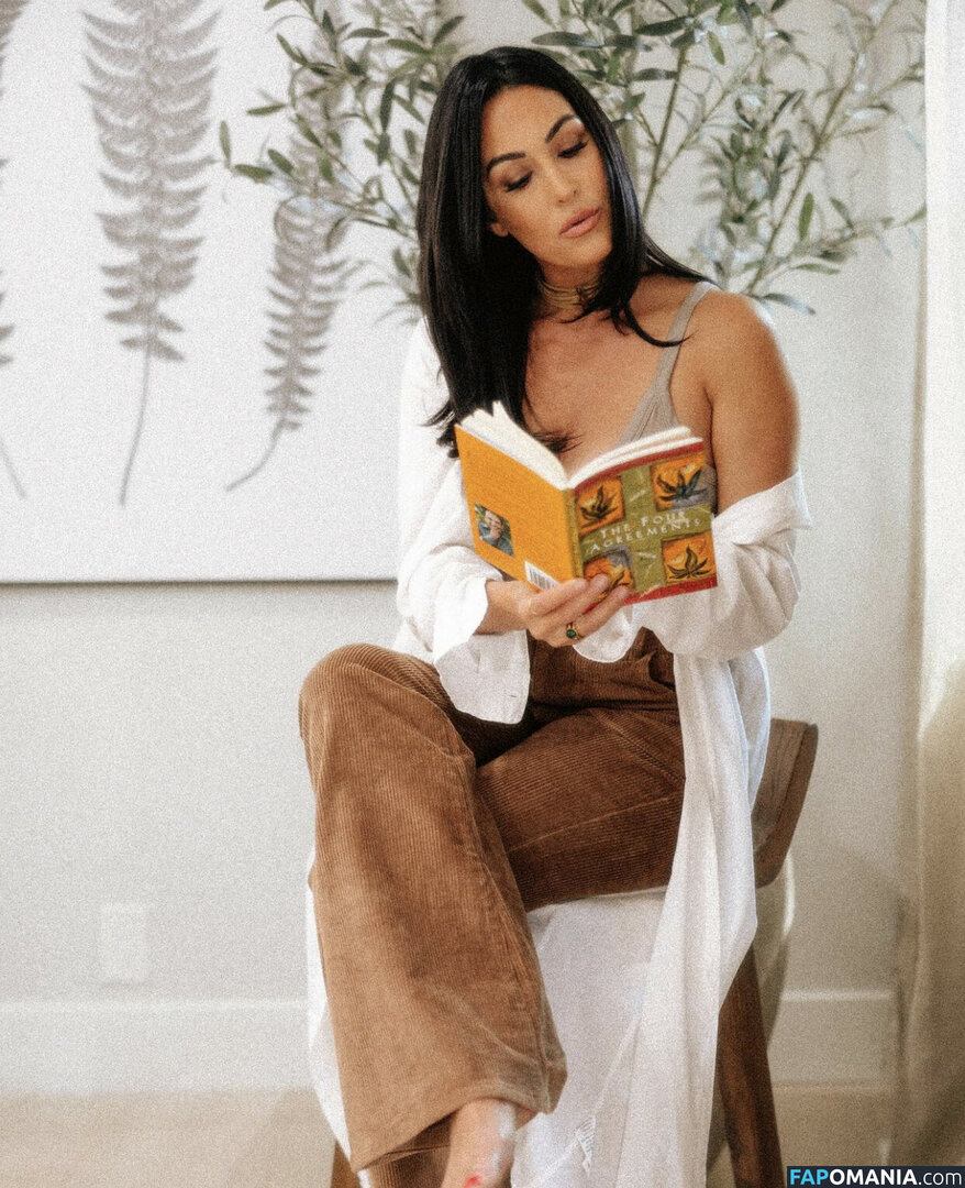 Nikki Bella & Brie Bella / The Bella Twins / thenikkibella Çıplak OnlyFans  Sızdırılmış Fotoğraf #255