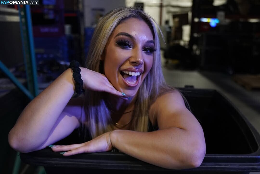 Thea Hail / theahail_wwe Çıplak OnlyFans  Sızdırılmış Fotoğraf #7