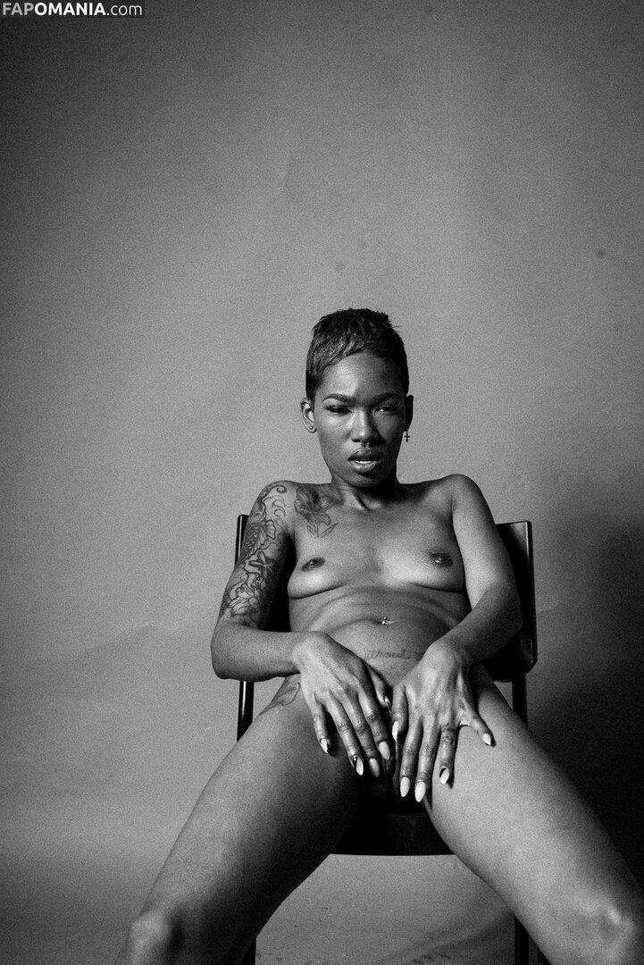 TheRealTiaReid / Tia Reid / corpsdedieu / https: / officialtiareid Çıplak OnlyFans  Sızdırılmış Fotoğraf #2