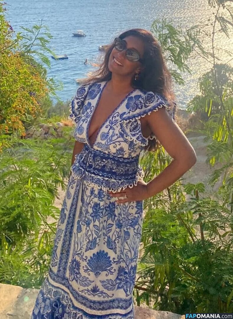 Tina Daheley / https: / tinadaheley Çıplak OnlyFans  Sızdırılmış Fotoğraf #10
