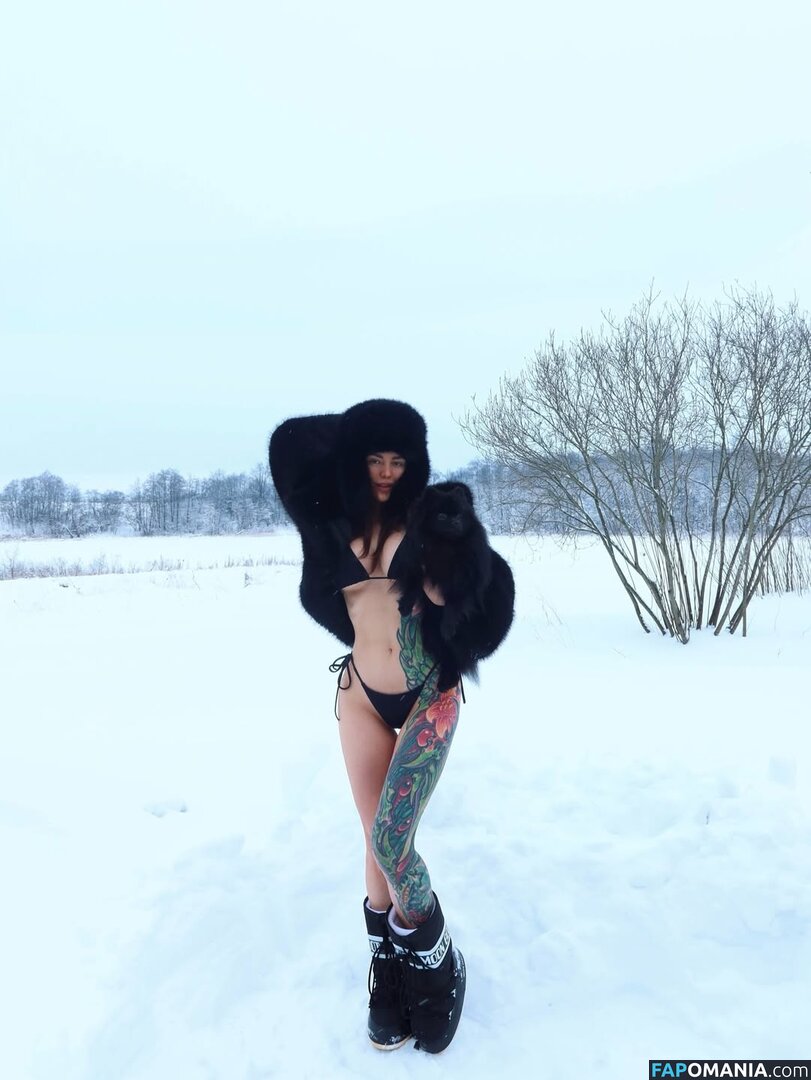 Toma Zhdanova / tomato_mood Çıplak OnlyFans  Sızdırılmış Fotoğraf #2