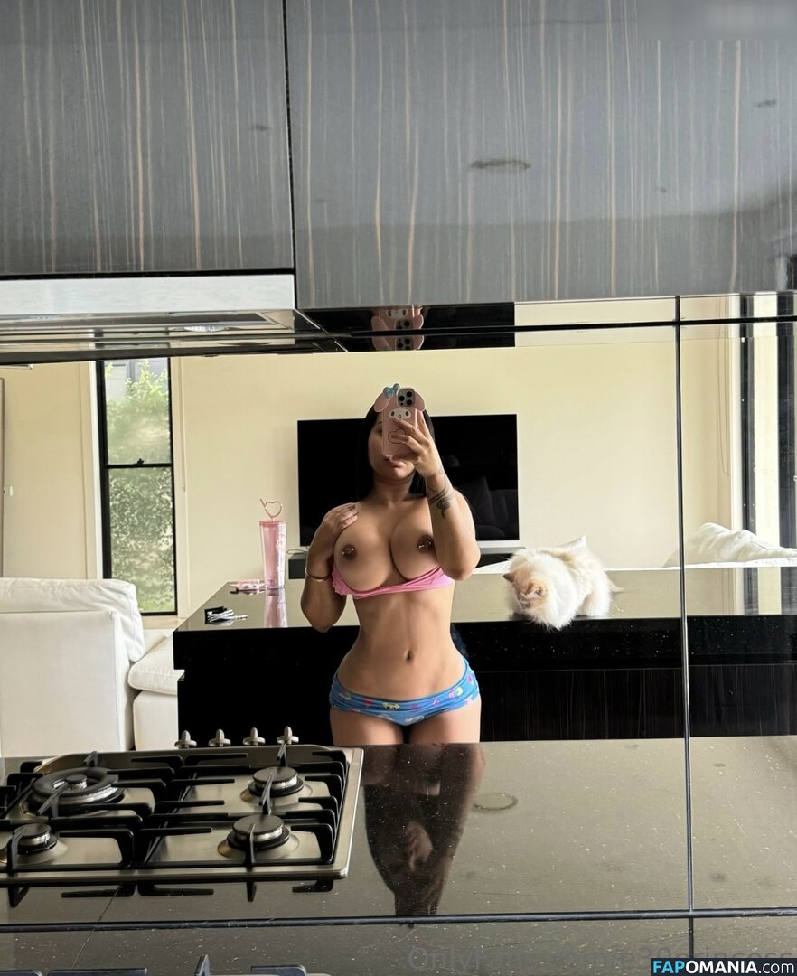 Tommi Ortega (e30Princess) / e30princess Çıplak OnlyFans  Sızdırılmış Fotoğraf #6