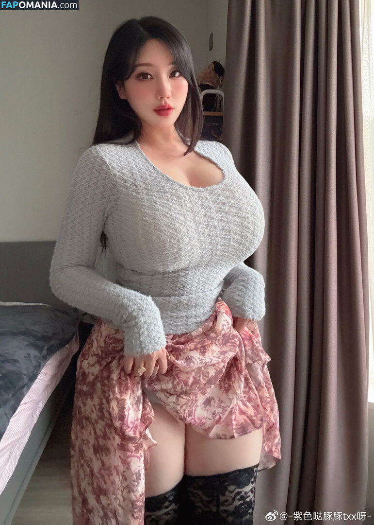 Tong xiaoxin / 童小芯 Çıplak OnlyFans  Sızdırılmış Fotoğraf #2