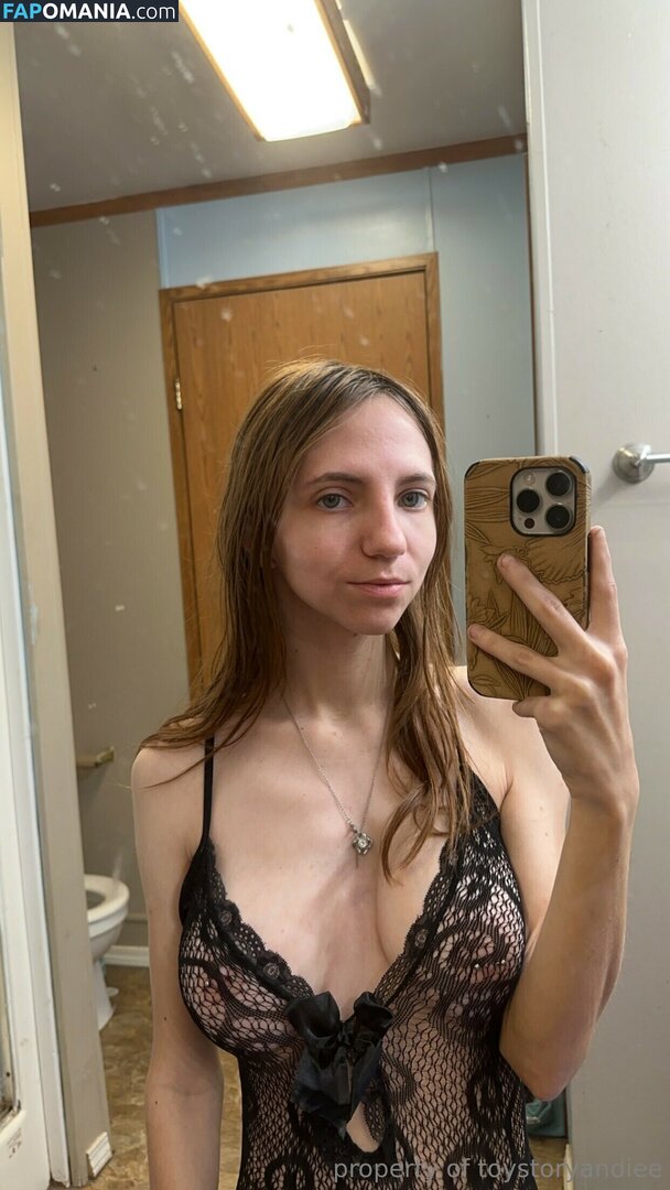 JustinTheTortle / ToyStoryAndiee / andie.out.here Çıplak OnlyFans  Sızdırılmış Fotoğraf #1