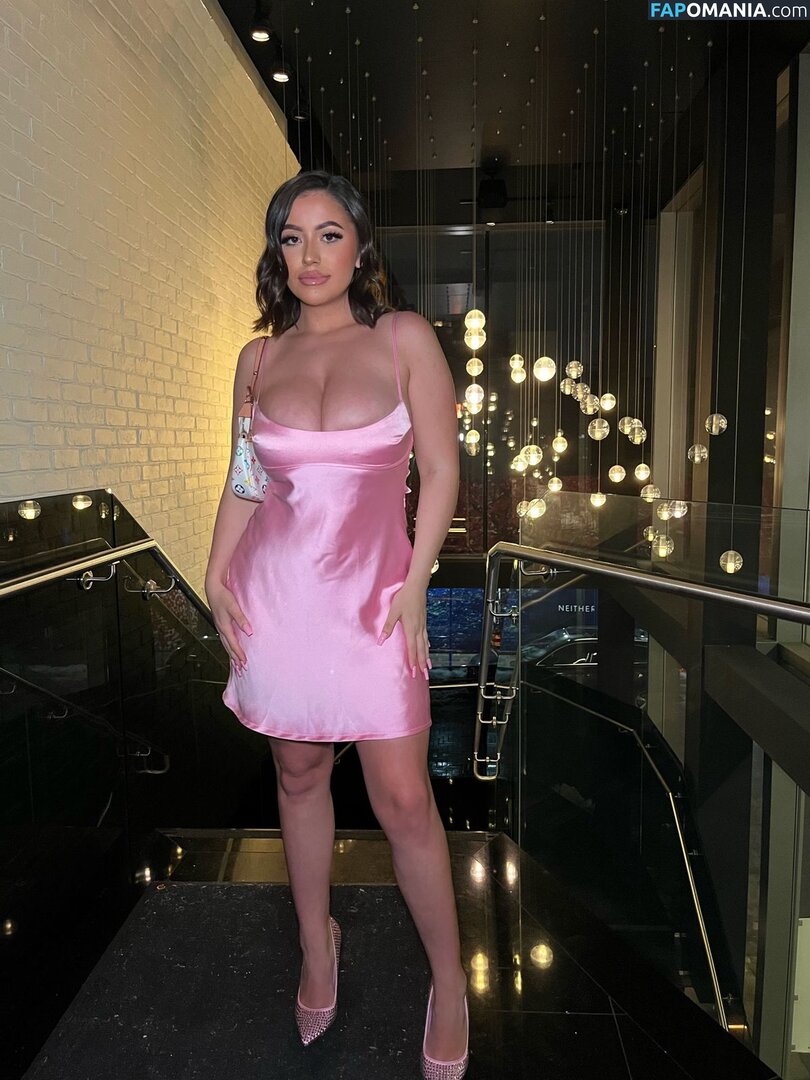 Trinity Pedersen / https: / tiffanypedersen / trinitypedersen Çıplak OnlyFans  Sızdırılmış Fotoğraf #2