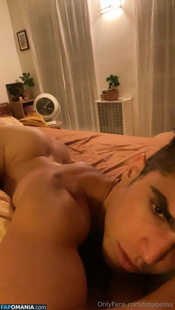 troypes / troypesss Çıplak OnlyFans  Sızdırılmış Fotoğraf #26