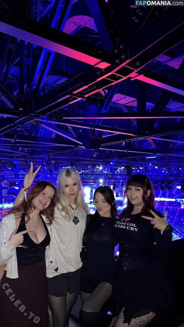 Twostonelol / https: Çıplak OnlyFans  Sızdırılmış Fotoğraf #1