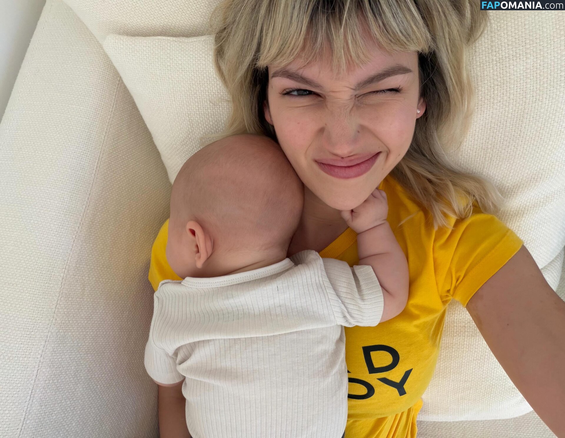 Úrsula Corberó / ursulolita Çıplak OnlyFans  Sızdırılmış Fotoğraf #5