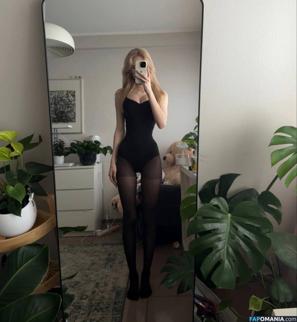 Ukraine Mega / misstic / ukraine.ua Çıplak OnlyFans  Sızdırılmış Fotoğraf #44