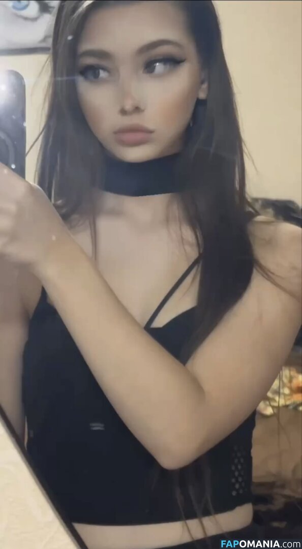 Valeri / _valeririi Çıplak OnlyFans  Sızdırılmış Fotoğraf #1