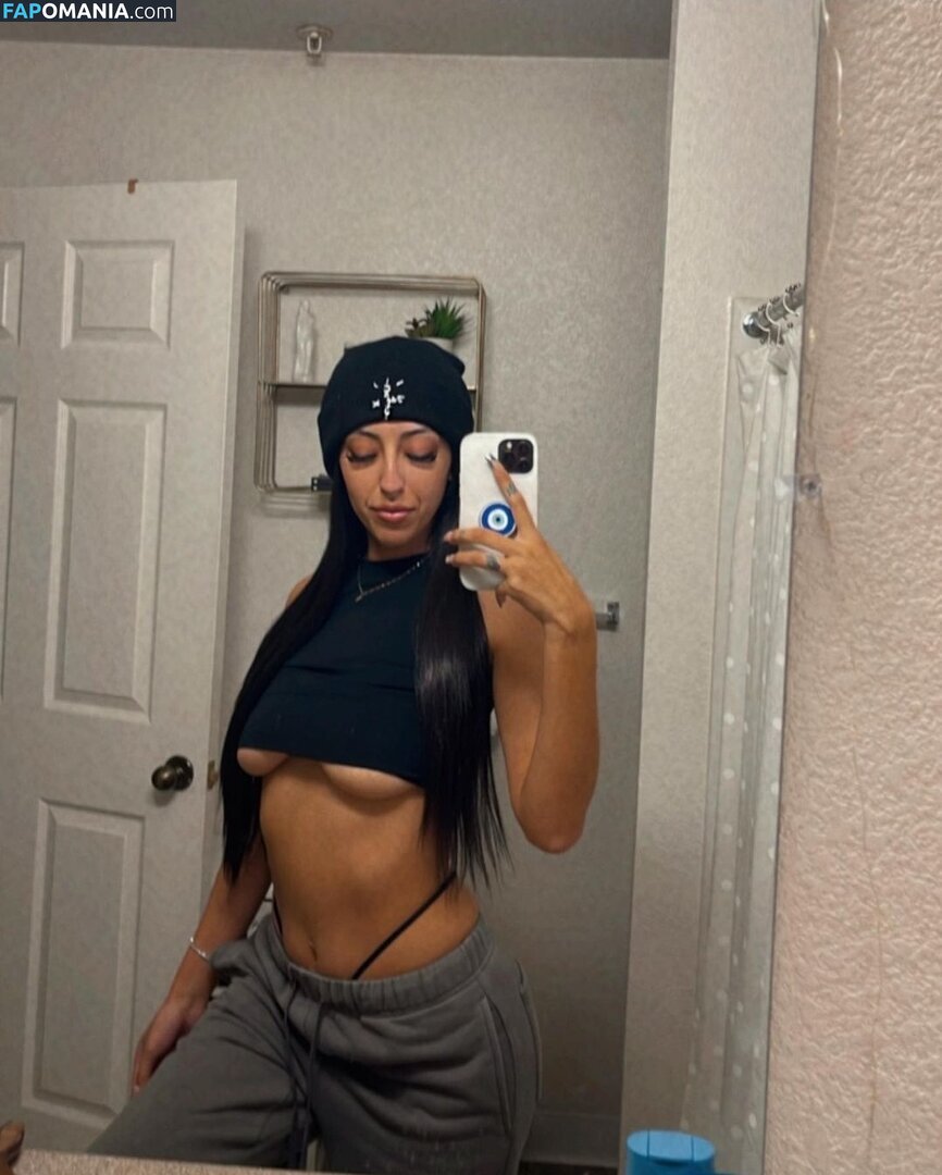 Onlyfans.com / Savannah / Vanderellla Çıplak OnlyFans  Sızdırılmış Fotoğraf #4