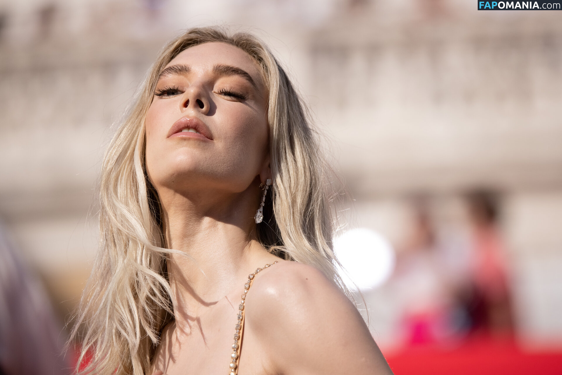 Vanessa Kirby / vanessa__kirby / vanessakirby Çıplak OnlyFans  Sızdırılmış Fotoğraf #1