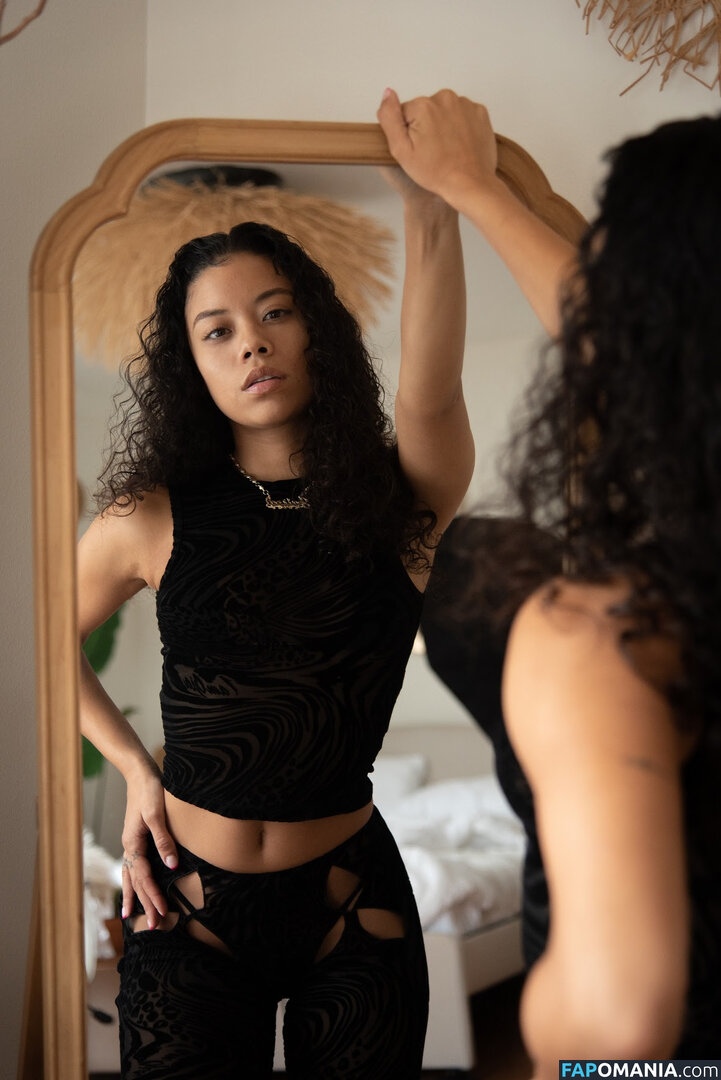 Jalisa Rey / jalisa.rey / veganbaddie Çıplak OnlyFans  Sızdırılmış Fotoğraf #1