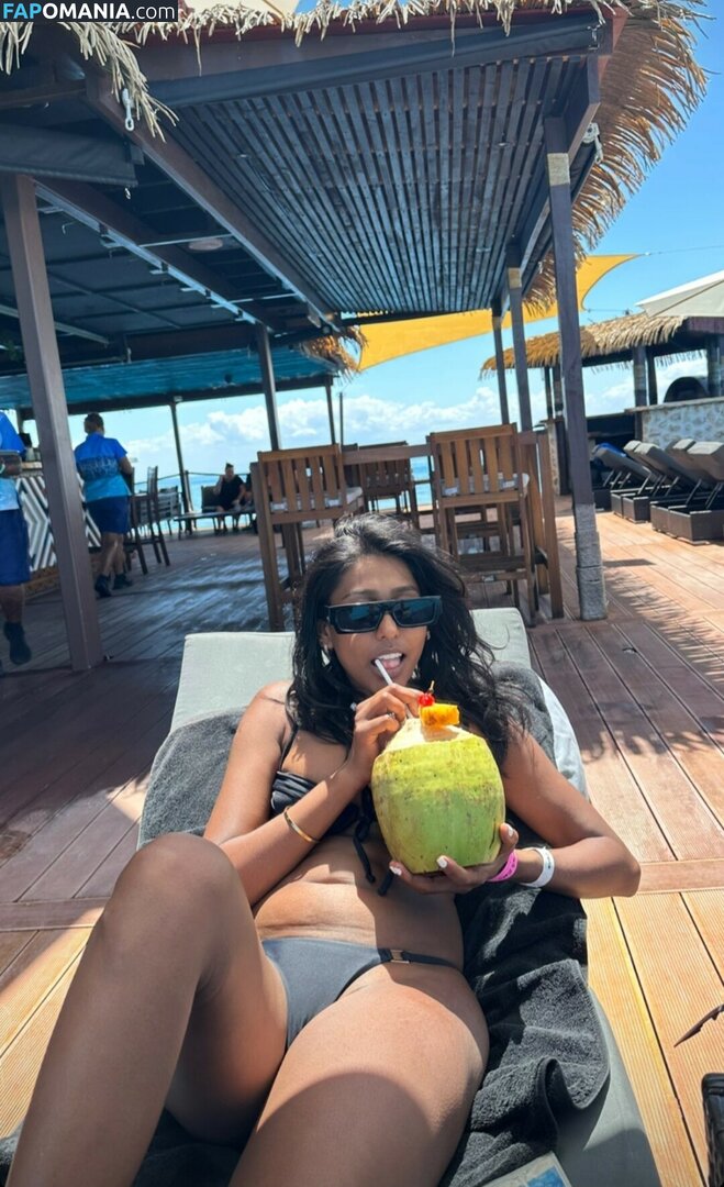 Venorika / veronica__in Çıplak OnlyFans  Sızdırılmış Fotoğraf #3