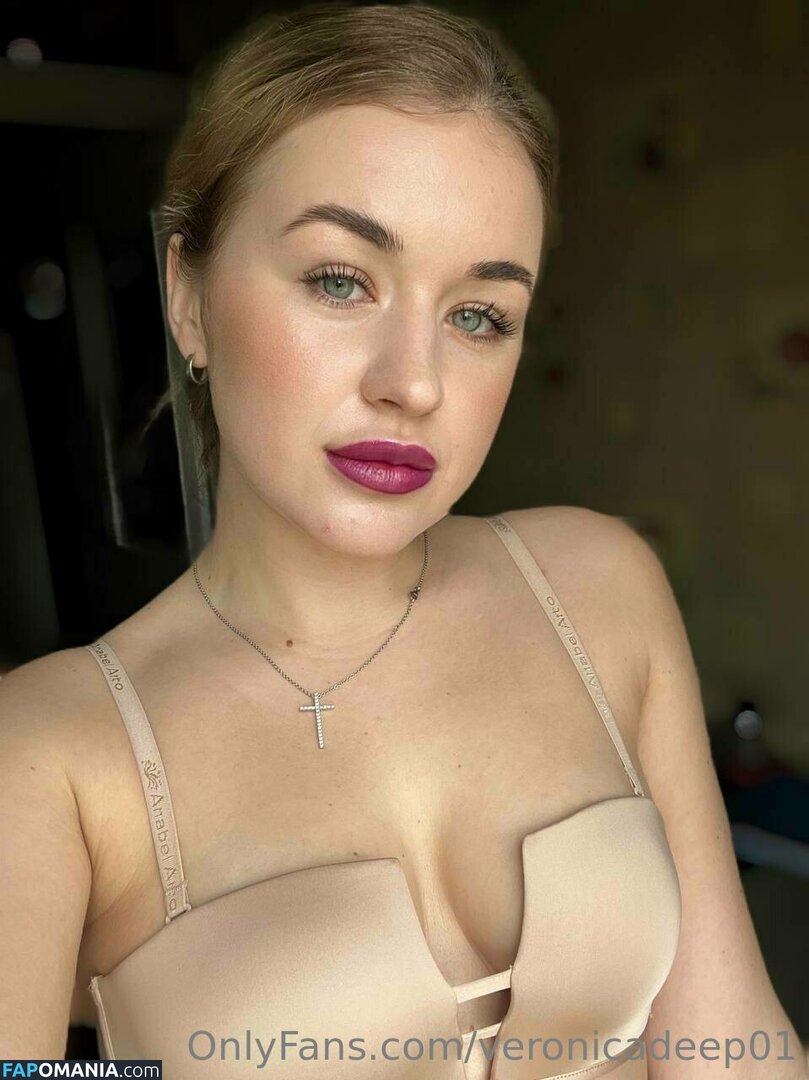 unoangryone / veronicadeep01 Çıplak OnlyFans  Sızdırılmış Fotoğraf #5